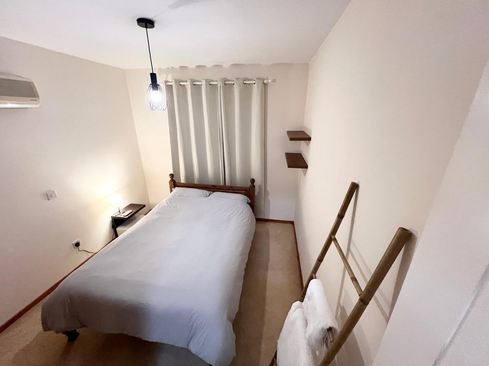 212 Apartment, A 2-Bedroom Escape Paphos Ngoại thất bức ảnh